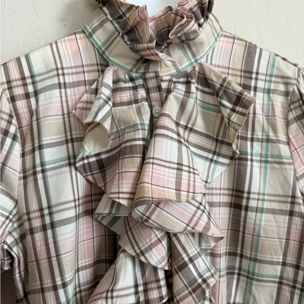 Ralph Lauren Ruffle Collared Button Down Beige Pink Plaid Blouse Petite - Picture 3 of 8